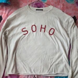 Brandy Melville cropped soho top